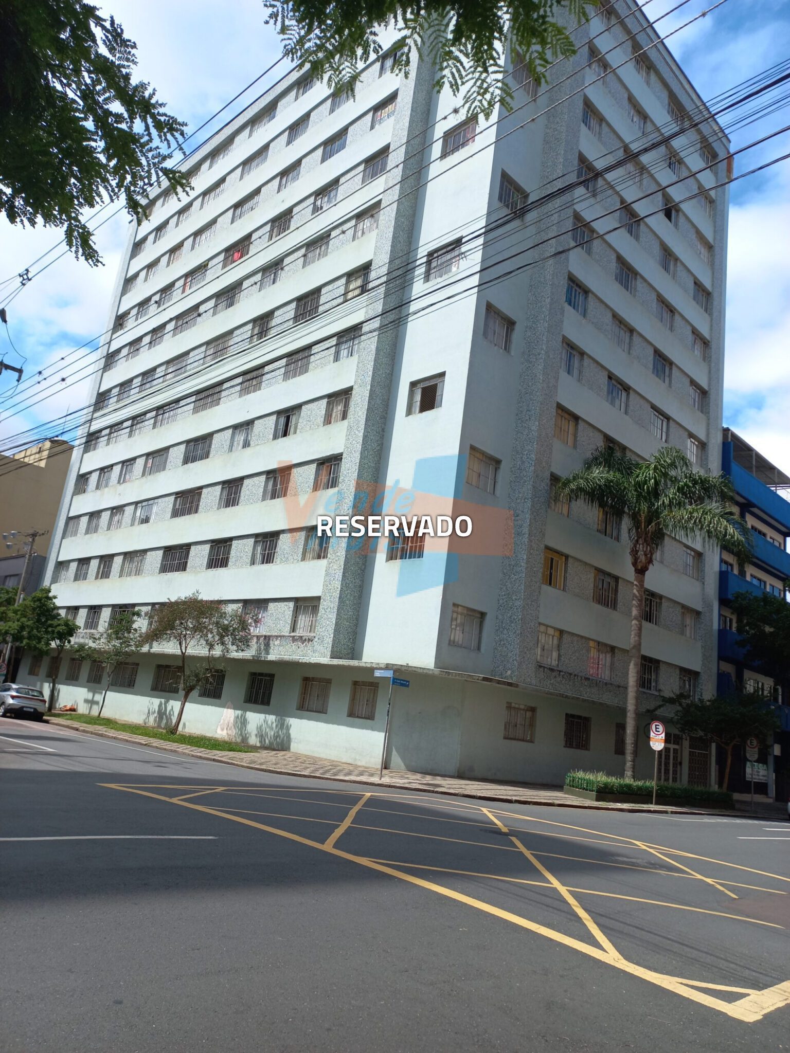 Read more about the article 131.01 – Apartamento Com 105m² Área Útil –  CENTRO DE CURITIBA