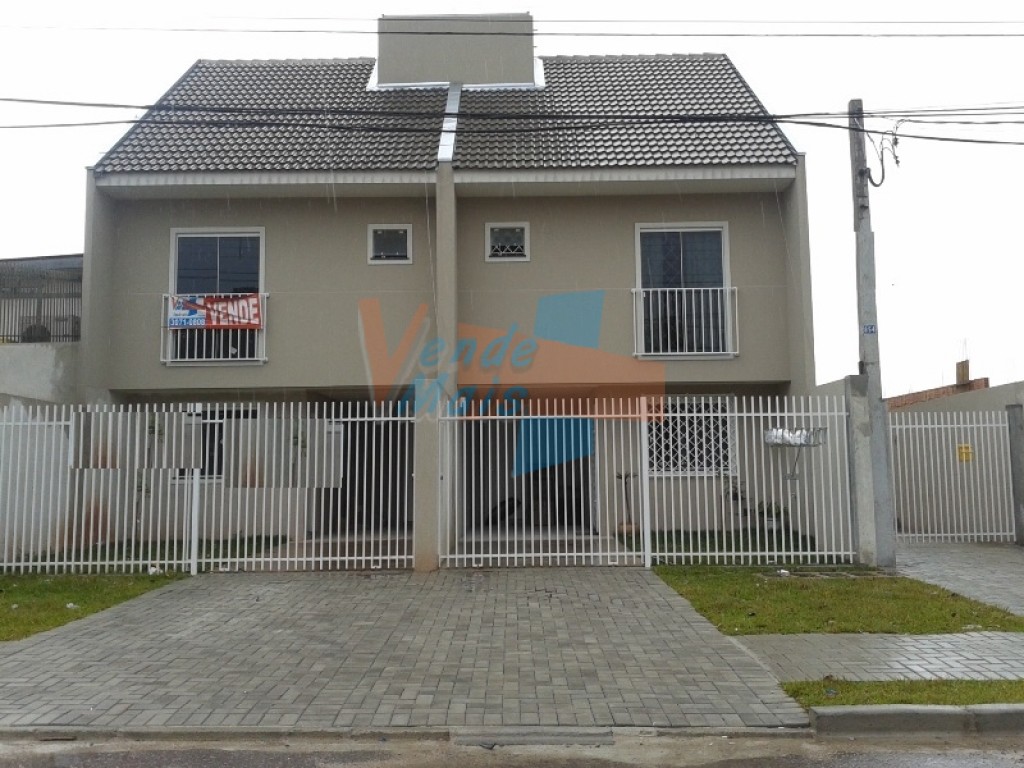 Read more about the article Ref. 2789- Excelente Sobrado Novo Frente p/ Rua – BOQUEIRÃO