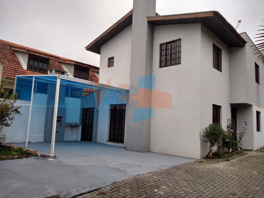 REF. 3051- EXCELENTE SOBRADO DUPLEX COM 4 DORMITÓRIOS EM CONDOMÍNIO – HAUER